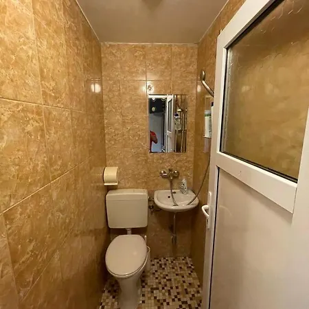 451 Guest house *