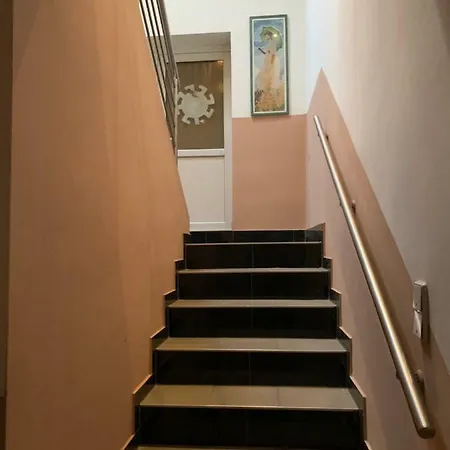Guest house 451