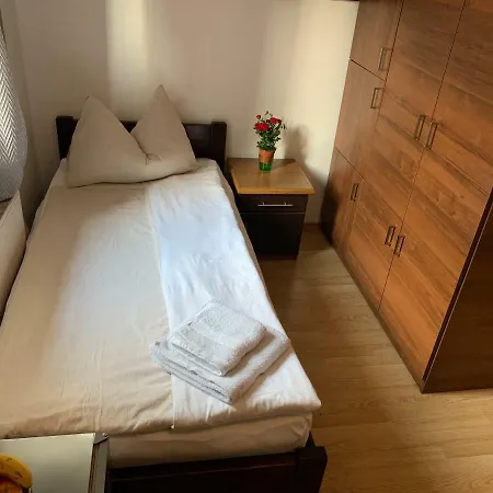 451 * Graz
